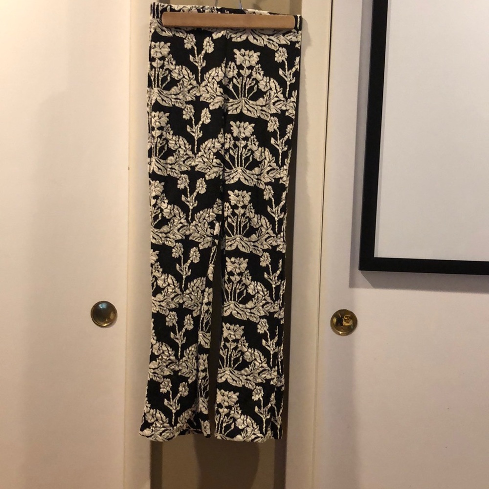 Cropped pants